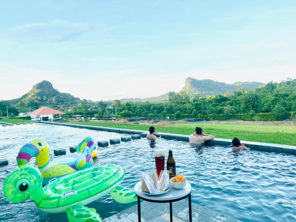 Hotel Viva Montane Ban Nong Chap Tao Exterior foto